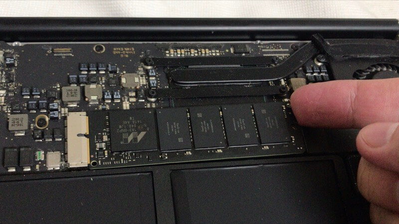 MacBook Air SSD交換手順（2011〜 – Macガレージ